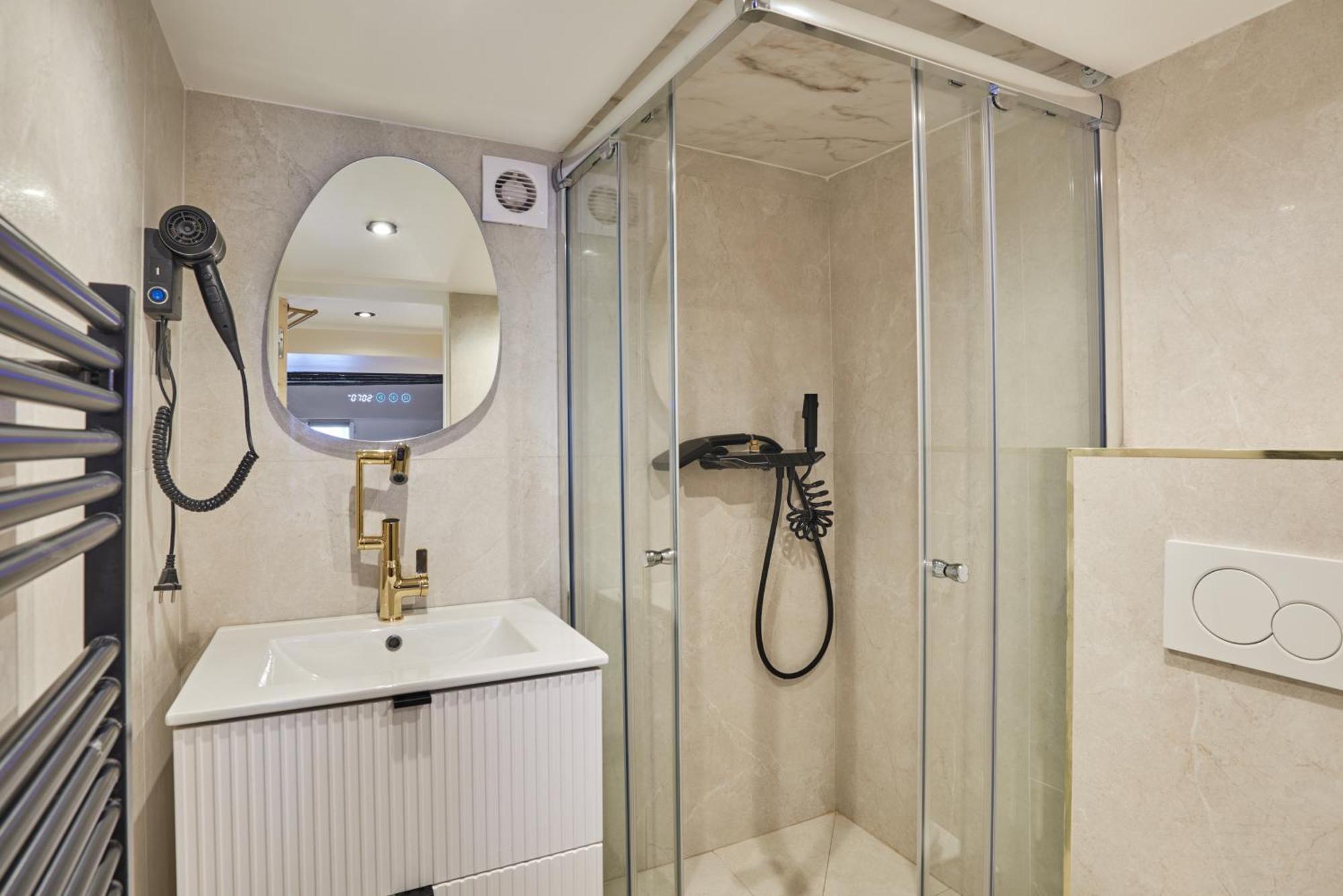 Rent A - Bonne Nouvelle